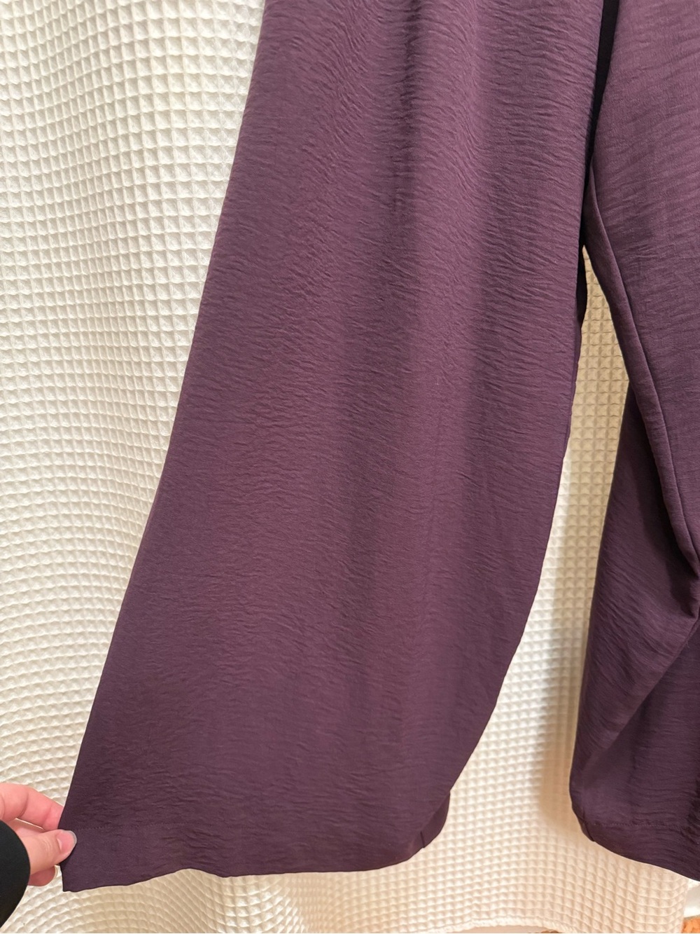 BCBG Paris Plum Square-Neck Jumpsuit with Ruffle Shoulder Straps - XXL - Picture 7 of 12